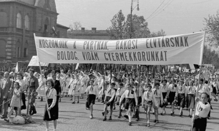 Majus1 Gyerekek Partpropaganda